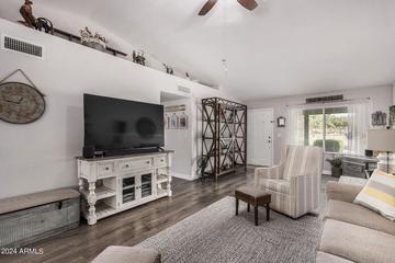 7205 E Jensen St., Mesa, AZ 85207
