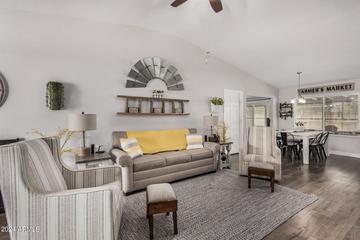 7205 E Jensen St., Mesa, AZ 85207
