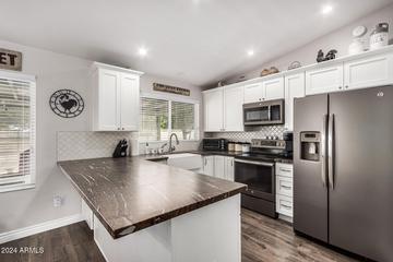 7205 E Jensen St., Mesa, AZ 85207