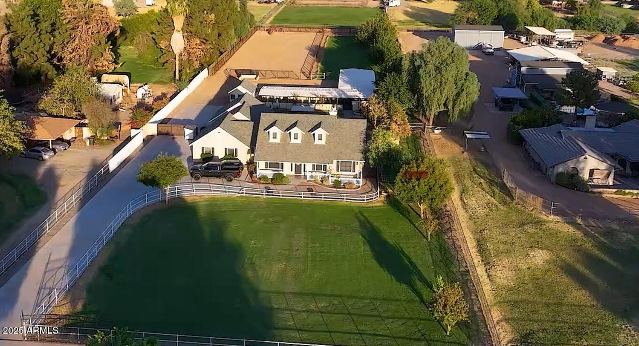 7207 N 175th Ave., Waddell, AZ 85355