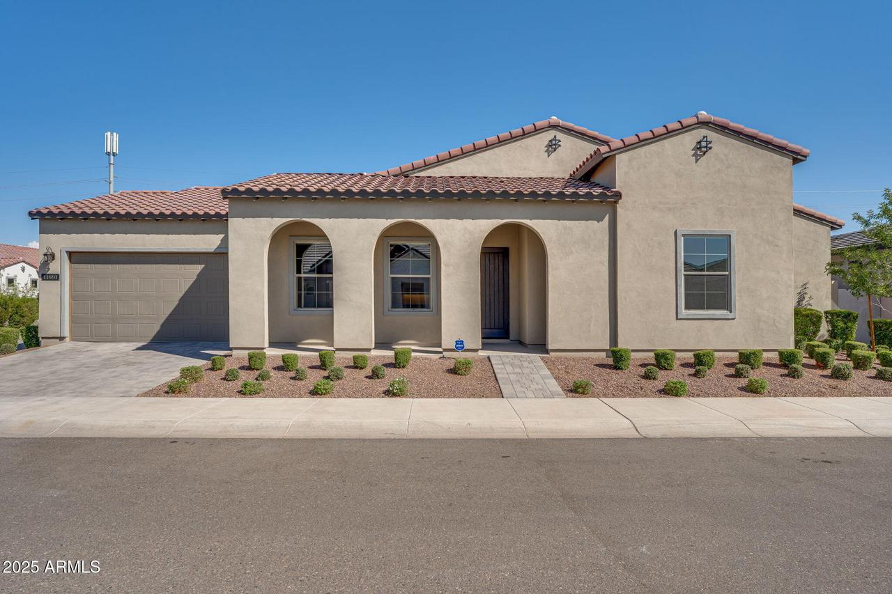 11691 N Luckenbach St., Surprise, AZ 85388