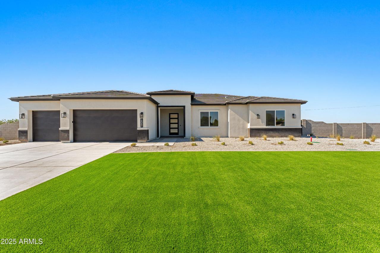 18083 W Amber Dr., Goodyear, AZ 85338