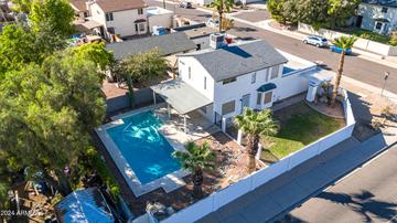 1527 E Topeka Dr., Phoenix, AZ 85024