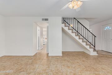 1527 E Topeka Dr., Phoenix, AZ 85024