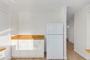 1527 E Topeka Dr., Phoenix, AZ 85024