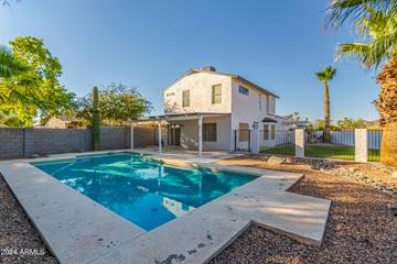 1527 E Topeka Dr., Phoenix, AZ 85024