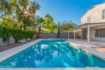 1527 E Topeka Dr., Phoenix, AZ 85024