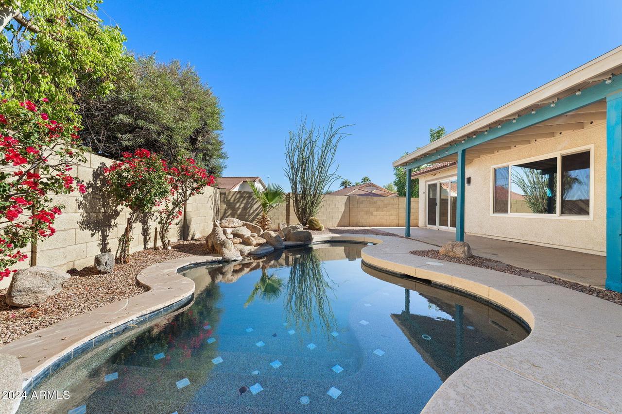 633 S Golden Key St., Gilbert, AZ 85233