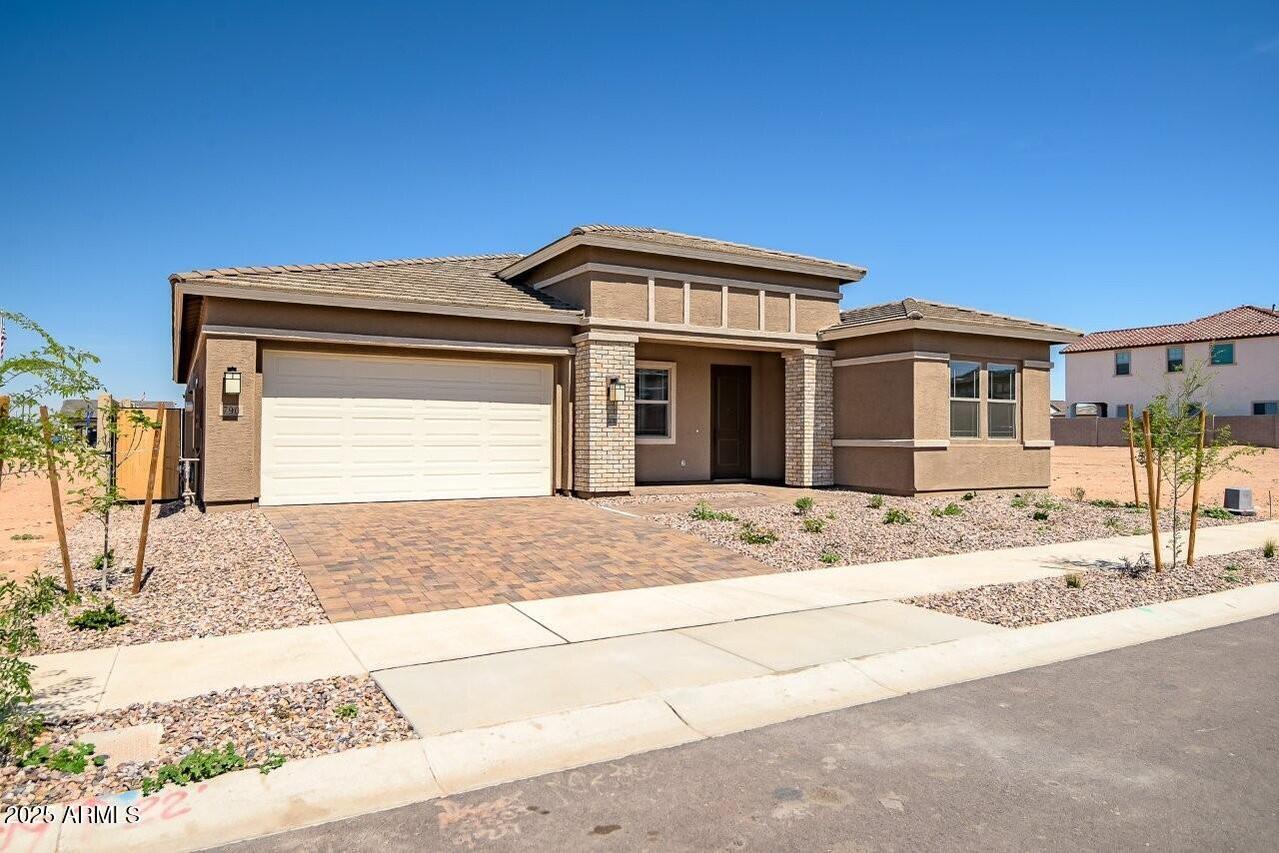 790 W Superstition Dr Dr., Queen Creek, AZ 85140