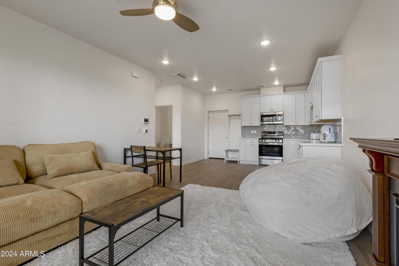 207 S Beaver St. #306, Flagstaff, AZ 86001