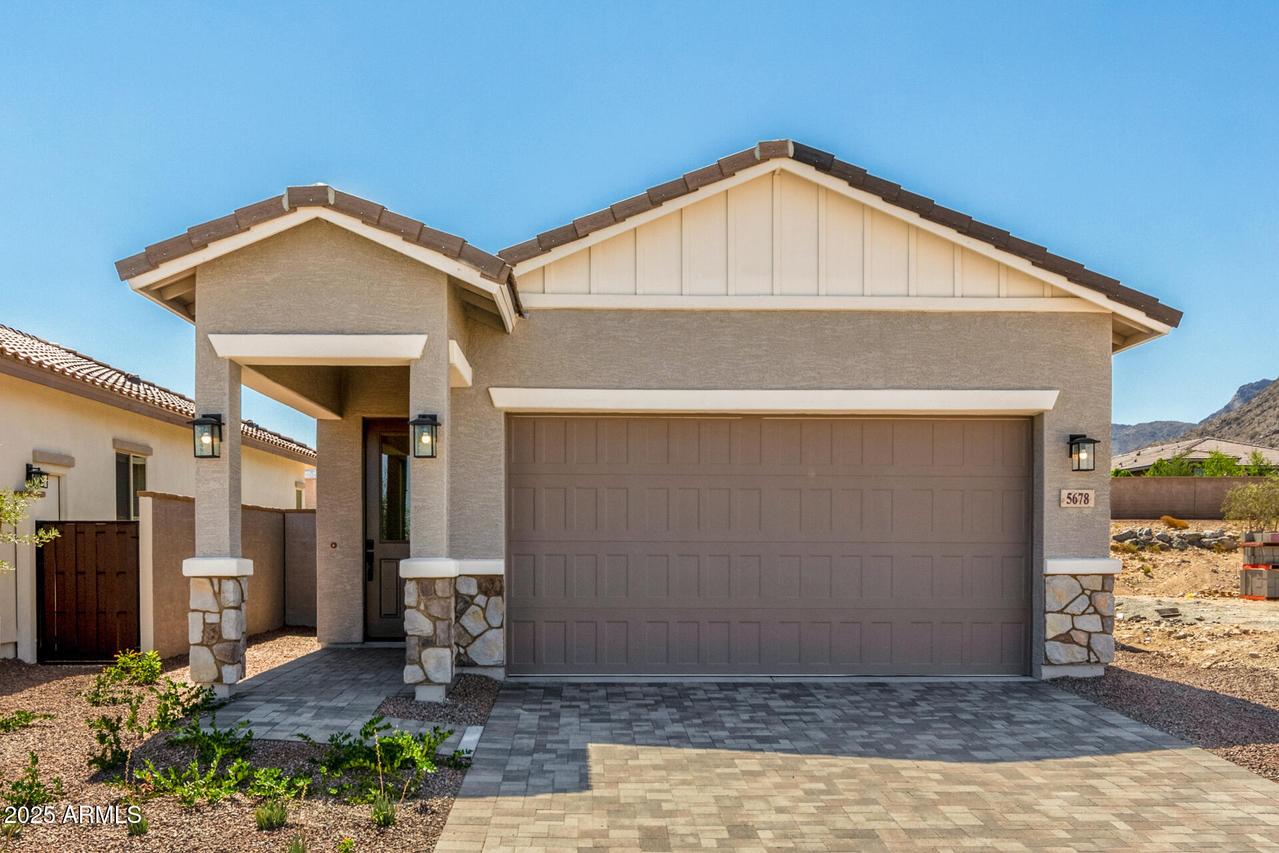 5678 N 205th Ln., Buckeye, AZ 85396