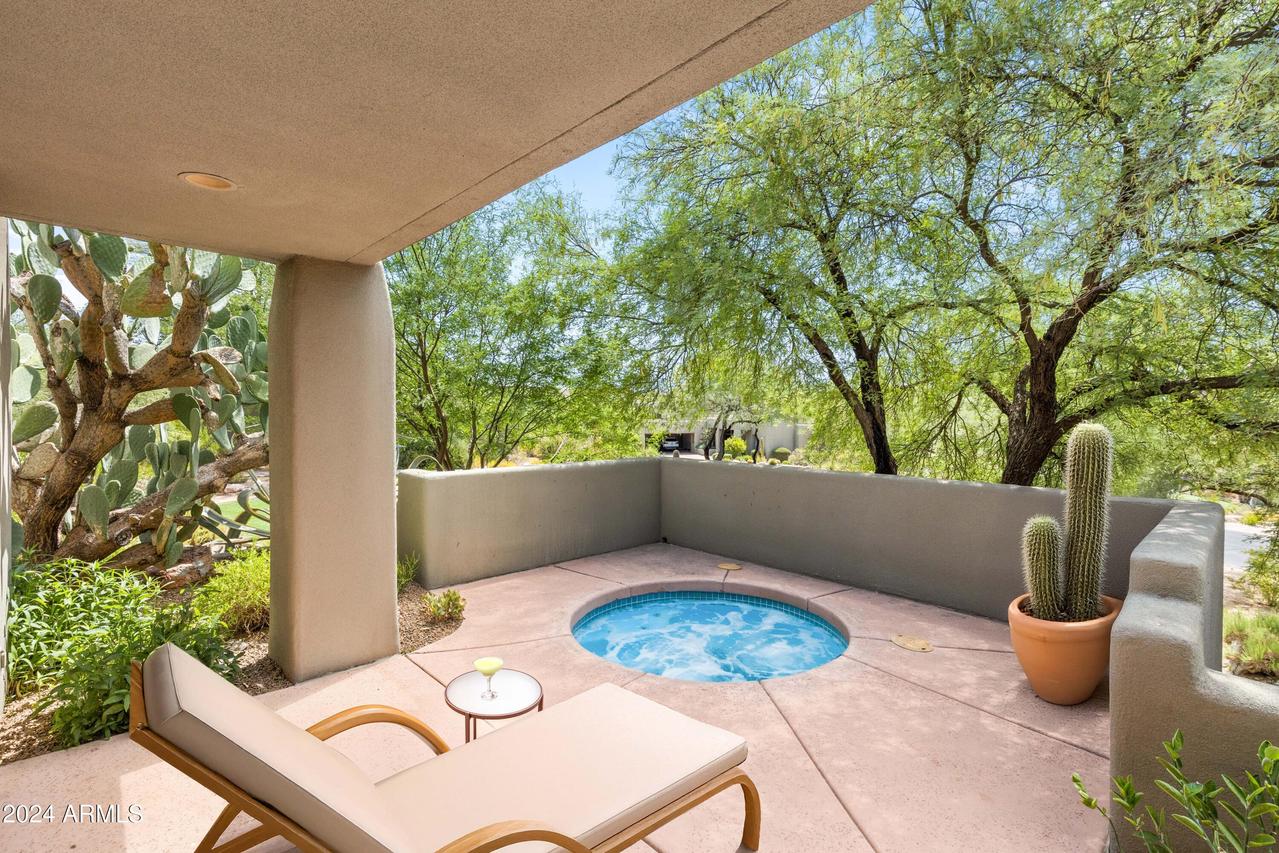 10044 E Graythorn Dr., Scottsdale, AZ 85262