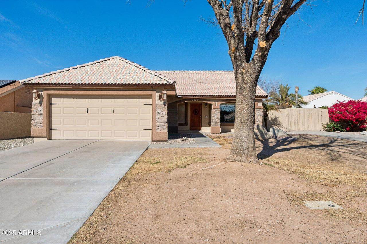 3202 E Decatur St., Mesa, AZ 85213