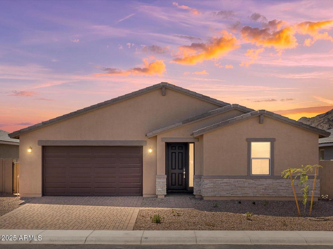 4919 W Hunter Tr., San Tan Valley, AZ 85144
