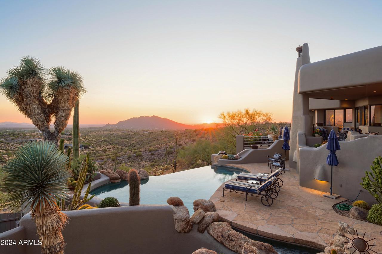 9215 E Red Lawrence Dr., Scottsdale, AZ 85262
