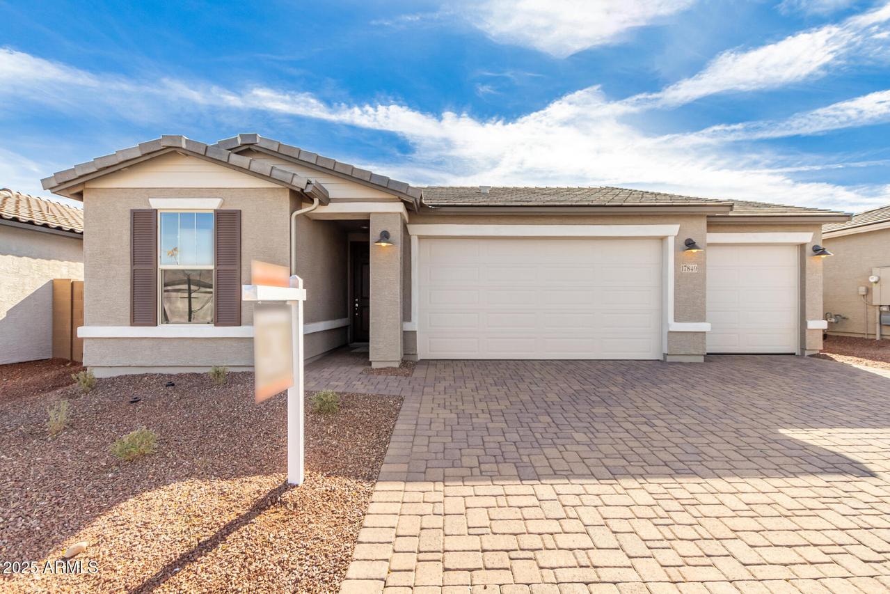 17849 W Blue Sky Dr., Surprise, AZ 85387