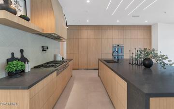 4052 E Oak St., Phoenix, AZ 85008
