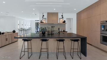 4052 E Oak St., Phoenix, AZ 85008