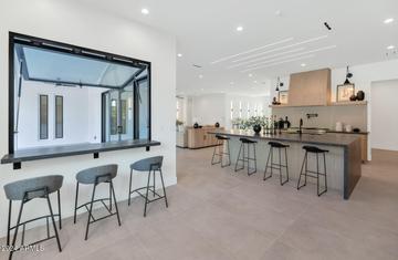 4052 E Oak St., Phoenix, AZ 85008