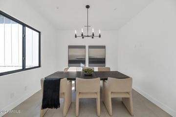 4052 E Oak St., Phoenix, AZ 85008