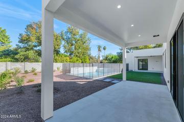 4052 E Oak St., Phoenix, AZ 85008