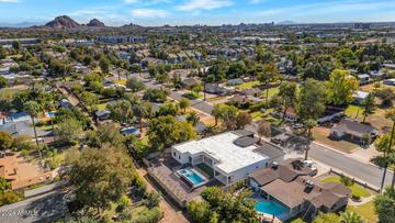 4052 E Oak St., Phoenix, AZ 85008