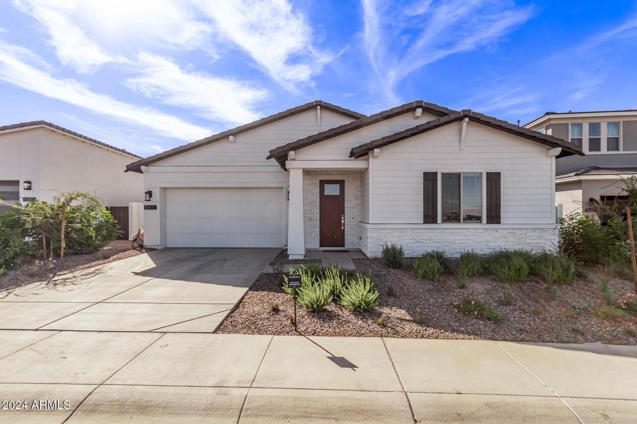 35612 N Lodestone Dr., San Tan Valley, AZ 85144
