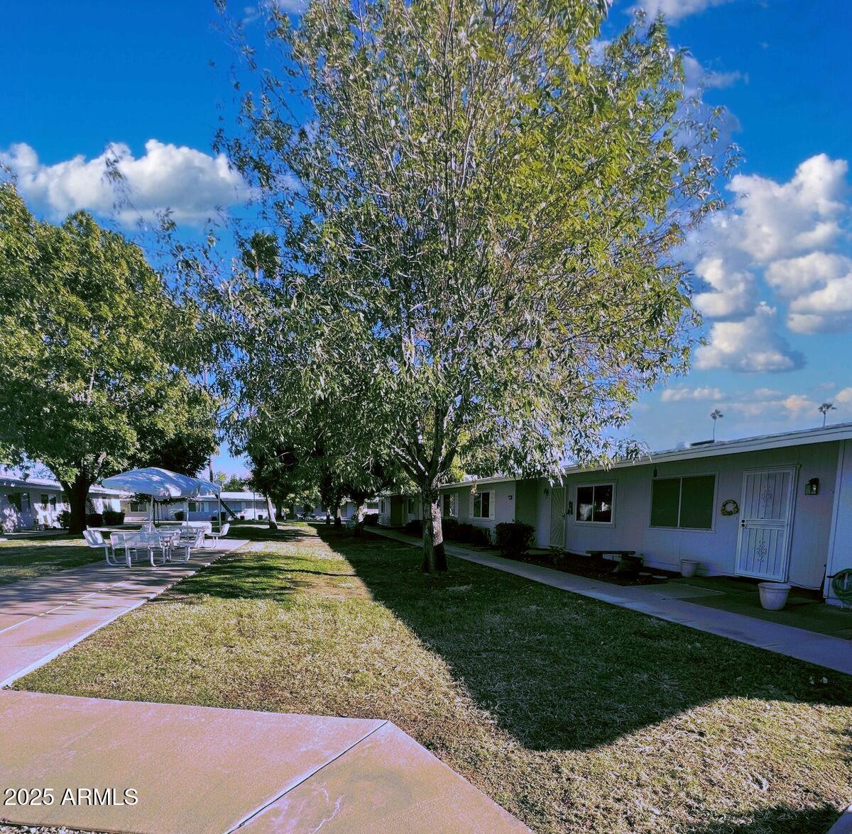 13407 N 109th Ave., Sun City, AZ 85351