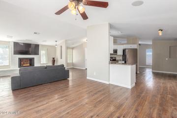 6134 W Zoe Ella Way, Glendale, AZ 85306