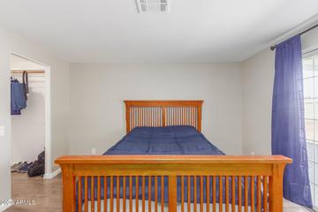 6134 W Zoe Ella Way, Glendale, AZ 85306