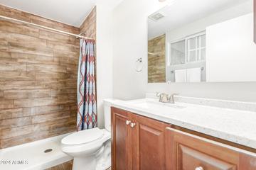 6134 W Zoe Ella Way, Glendale, AZ 85306