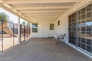 6134 W Zoe Ella Way, Glendale, AZ 85306
