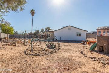 6134 W Zoe Ella Way, Glendale, AZ 85306
