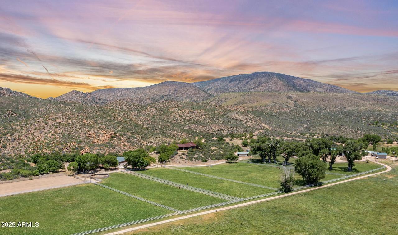 5500 S Four Cross Ranch Rd., Skull Valley, AZ 86338