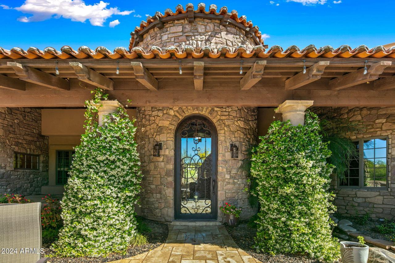 9533 E Rising Sun Dr., Scottsdale, AZ 85262
