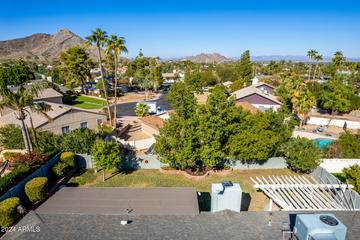 2324 E Shea Blvd., Phoenix, AZ 85028