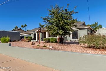 2324 E Shea Blvd., Phoenix, AZ 85028