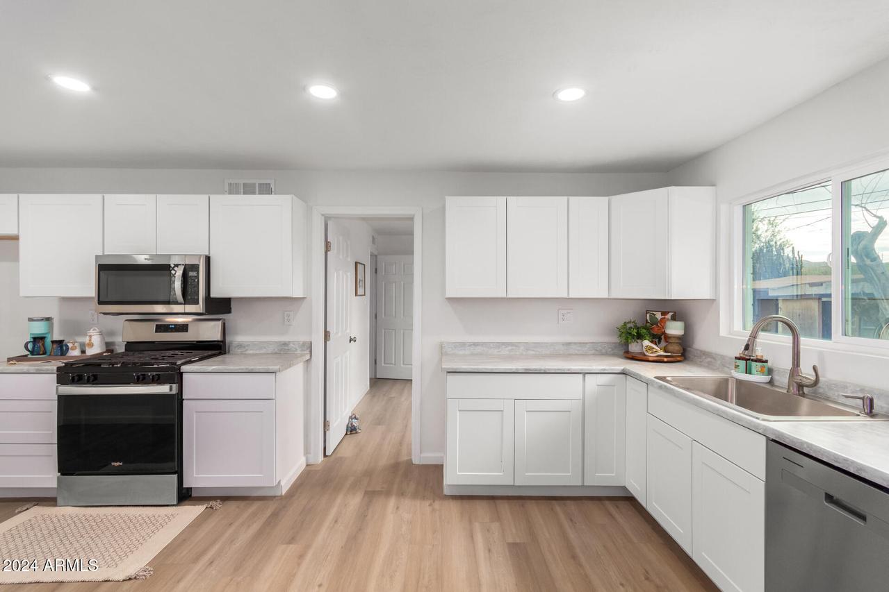 332 W Palo Verde Dr., Superior, AZ 85173