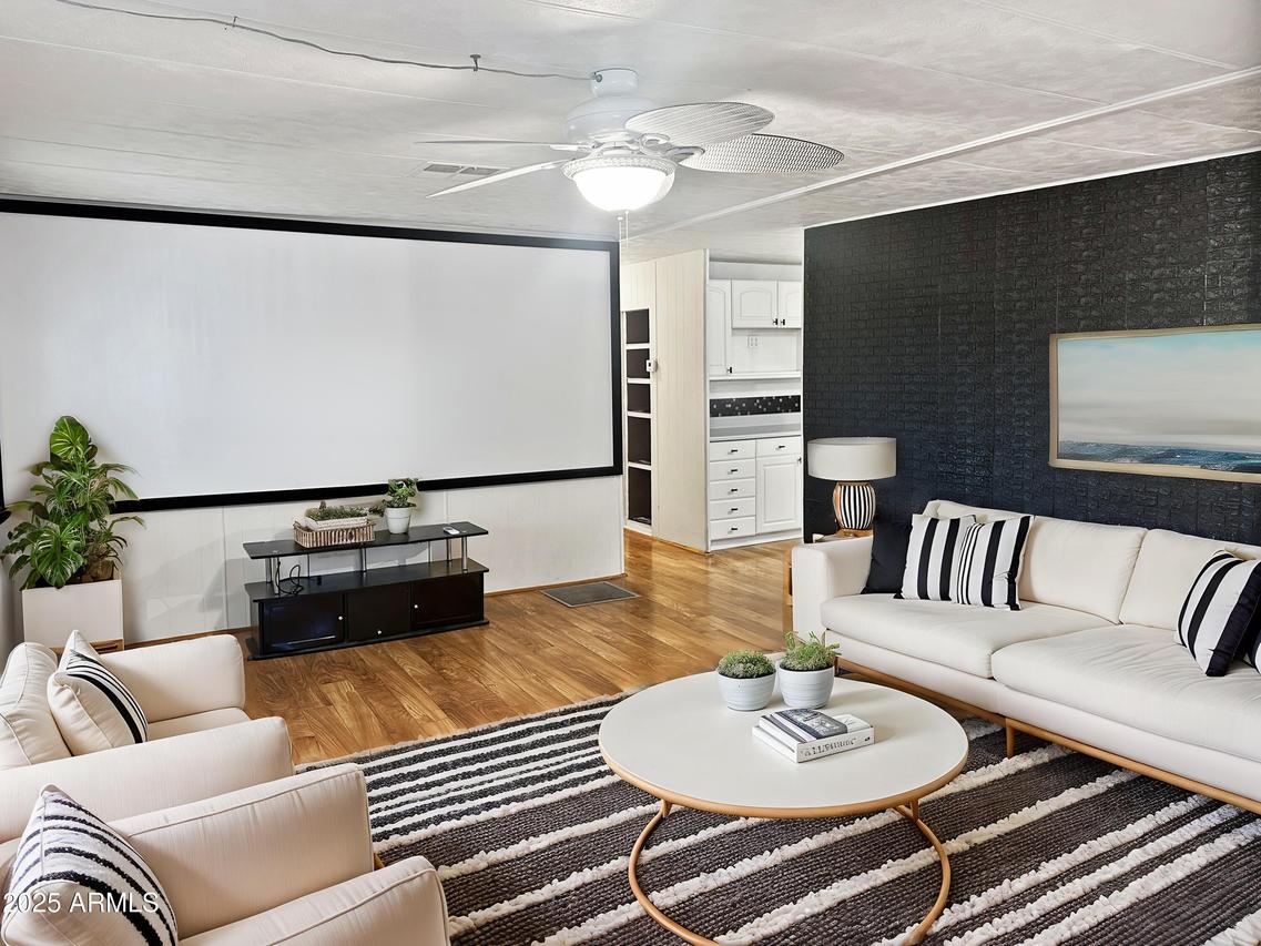 201 S Greenfield Rd. #18, Mesa, AZ 85206