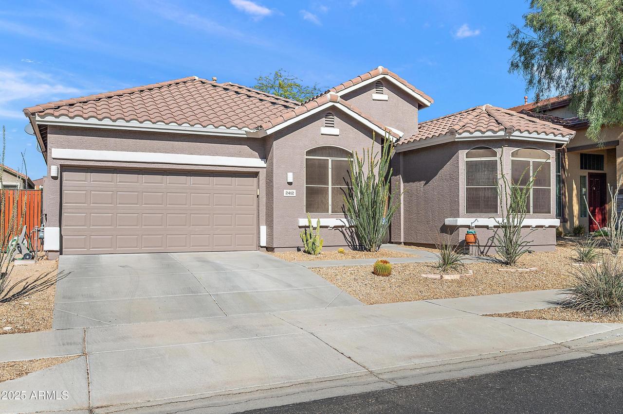 2412 W Crimson Ter., Phoenix, AZ 85085