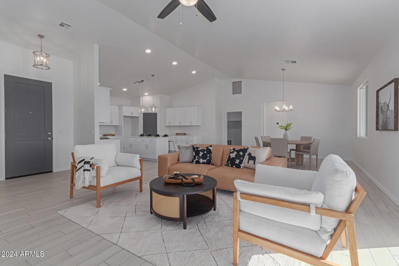 6560 N Loma Ct., Casa Grande, AZ 85194