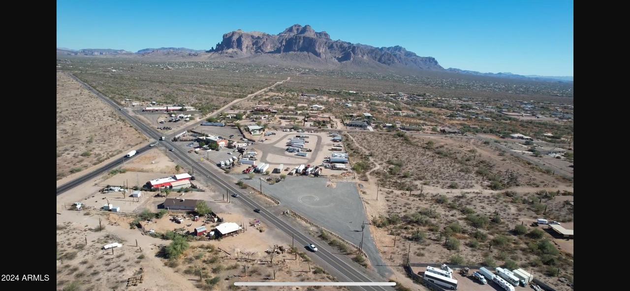 2171 N Apache Tr. #A, Apache Junction, AZ 85119