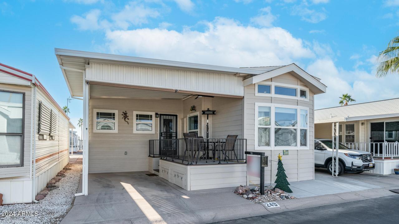 249 Beryl Dr., Apache Junction, AZ 85119
