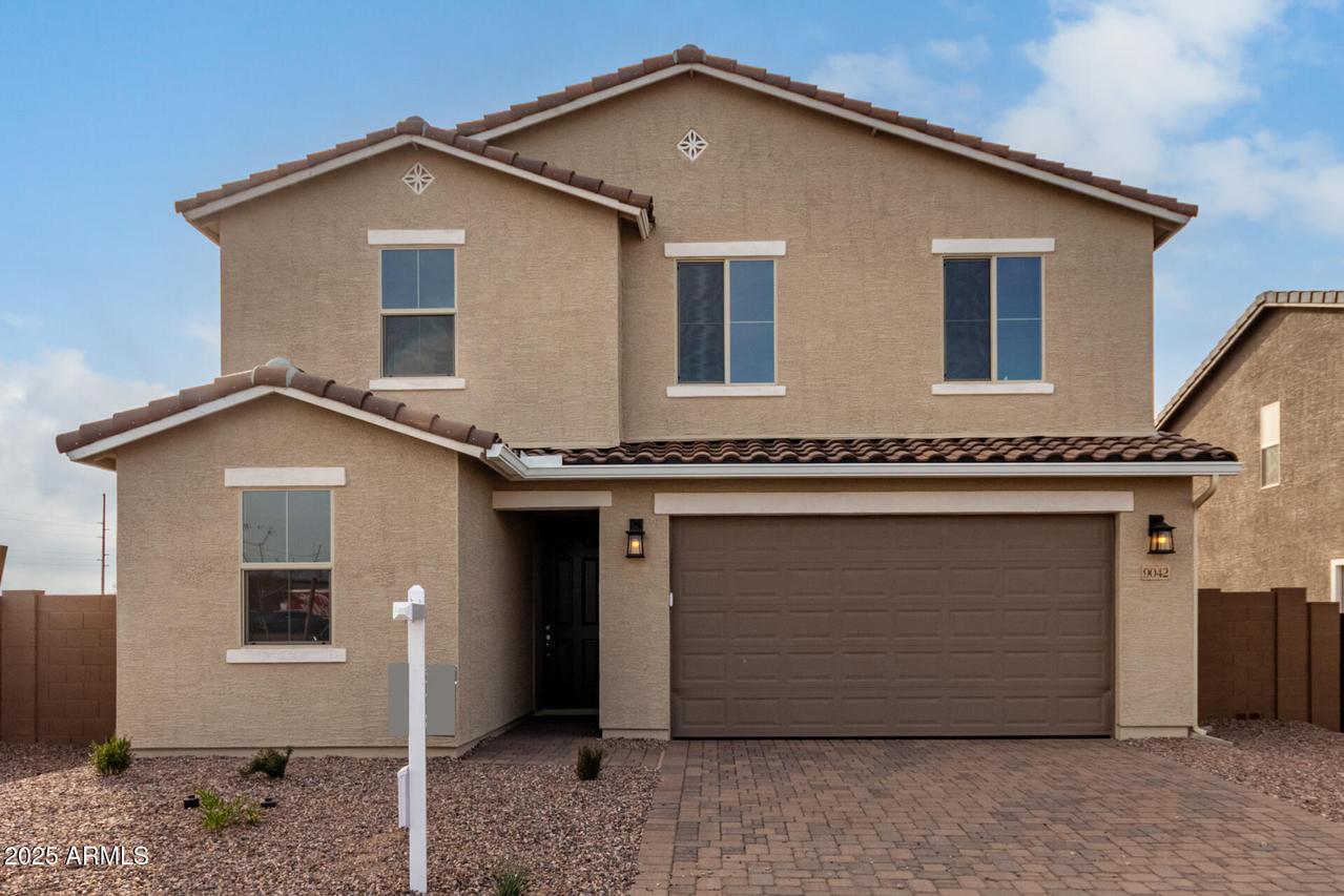 9042 N 116th Ln., Youngtown, AZ 85363