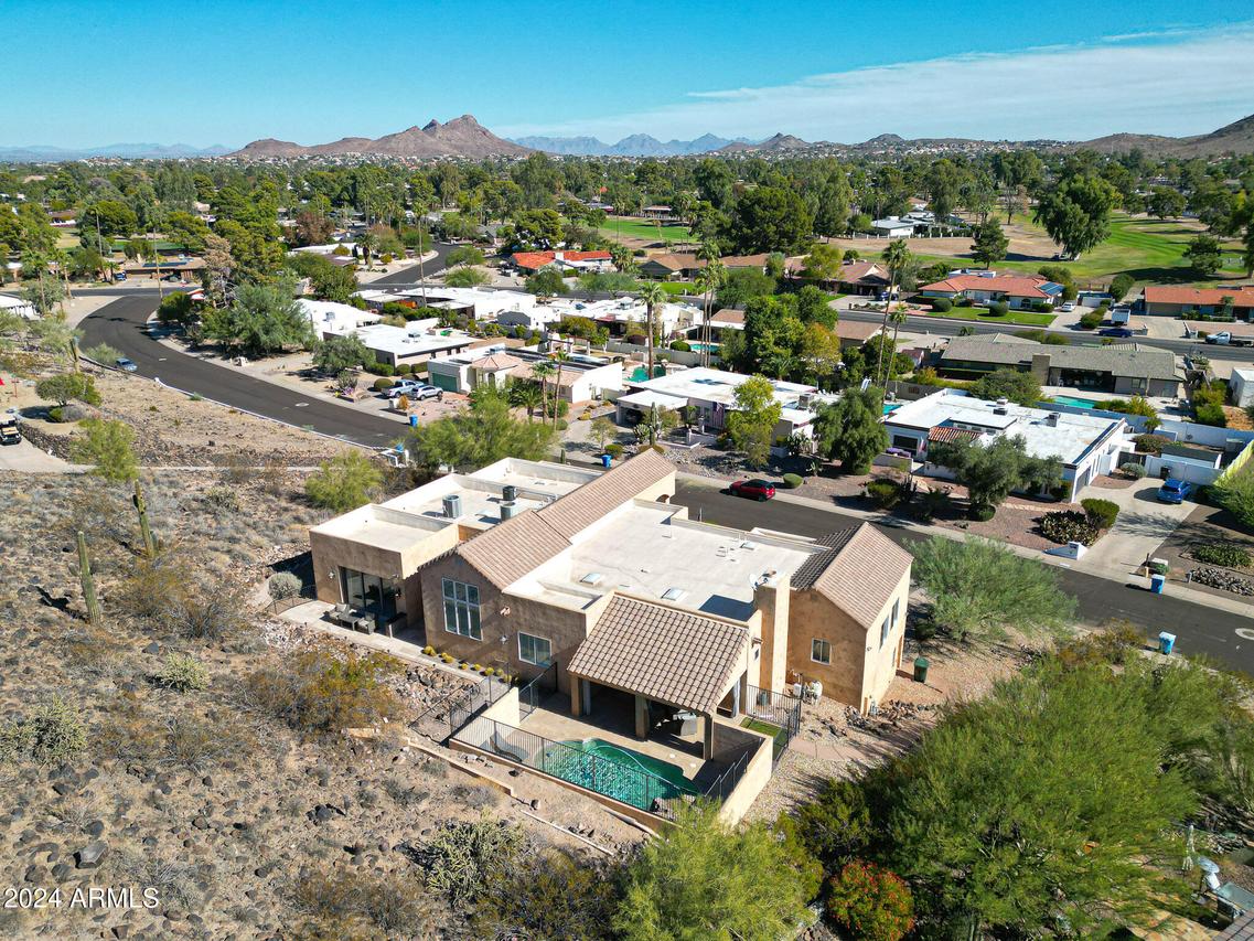 1044 W Indian Hills Pl., Phoenix, AZ 85023