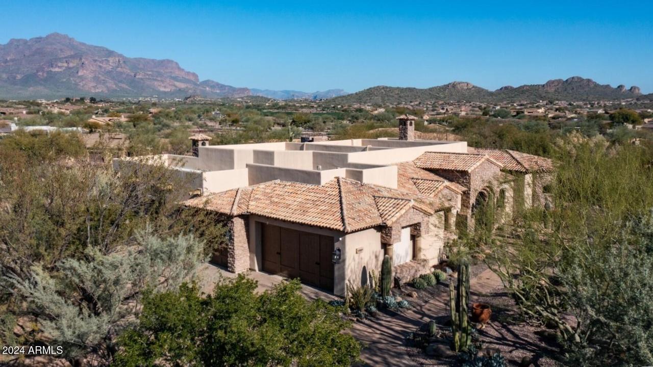 3959 S Summit Tr., Gold Canyon, AZ 85118
