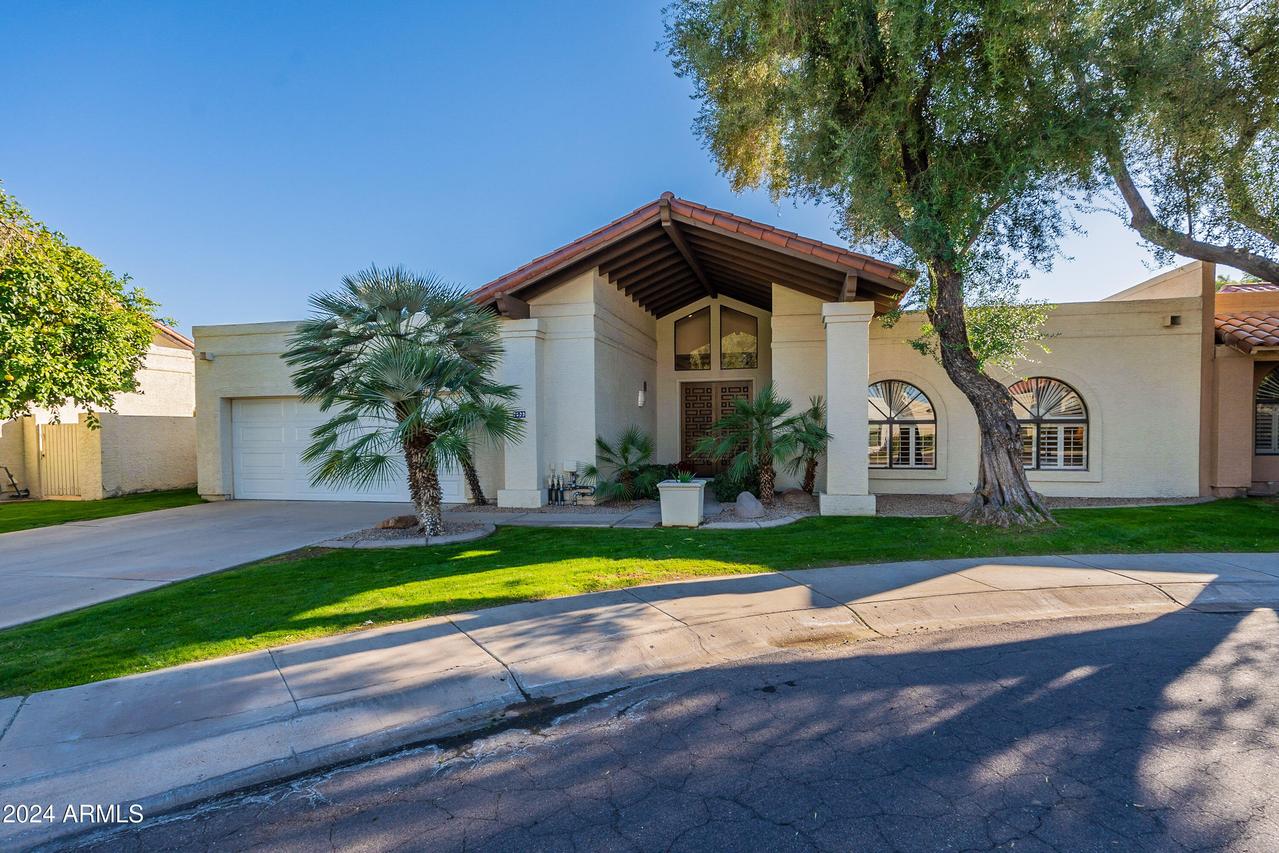 7523 E Clinton St., Scottsdale, AZ 85260