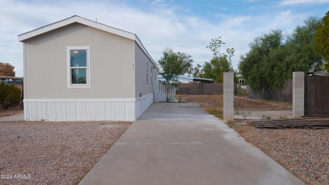 7654 E Glade Ave., Mesa, AZ 85209
