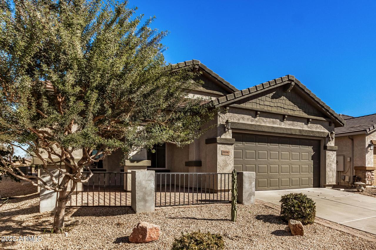 30341 N Saddlebag Ln., San Tan Valley, AZ 85143