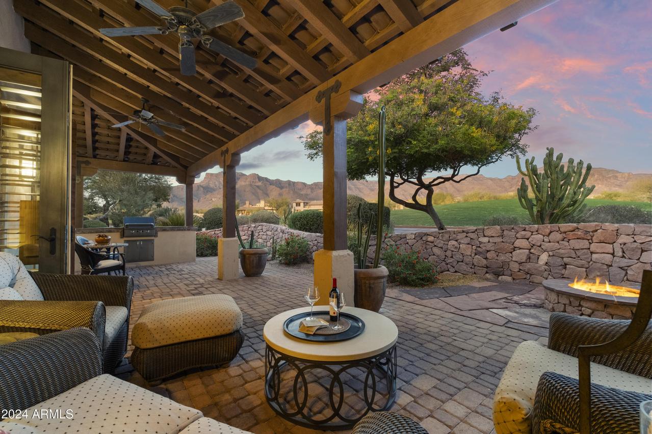 8128 E Greythorn Dr., Gold Canyon, AZ 85118